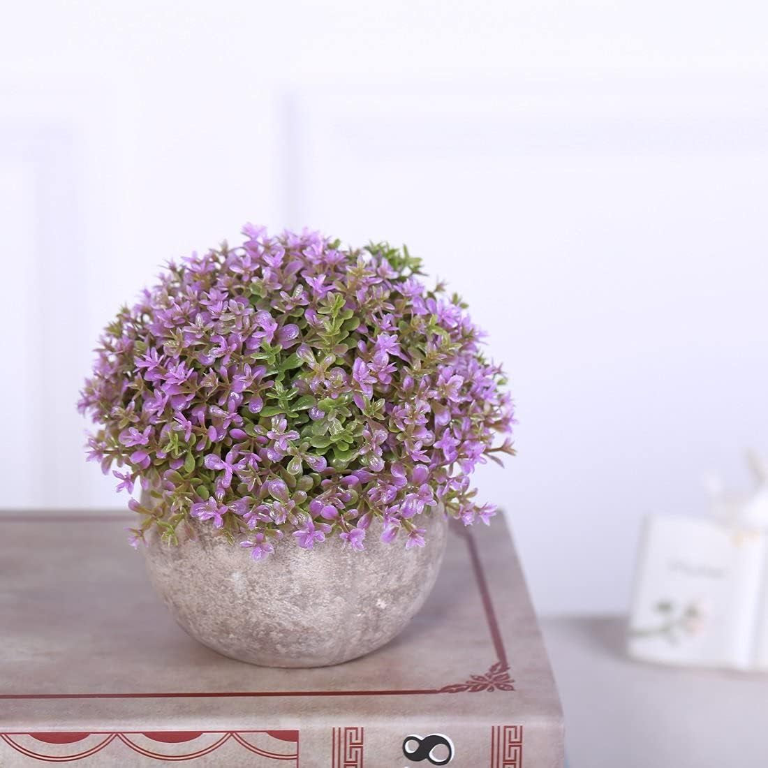 🌼 Artificial Lavender Plant in Decorative Gray Pot