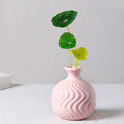 🌸 Pink Ceramic Ikebana Bud Vase